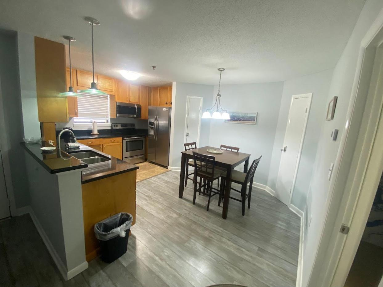 Seaside Sanctuary - Private Access, 3 Pools Apartment Hilton Head Island
