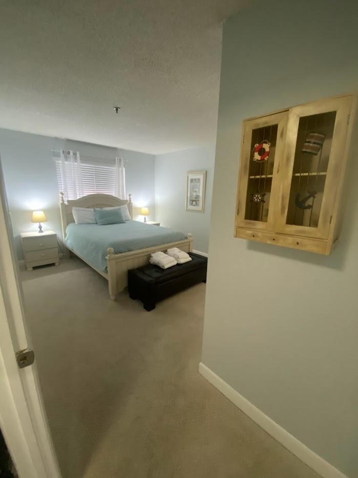 Apartment Seaside Sanctuary - Private Access, 3 Pools